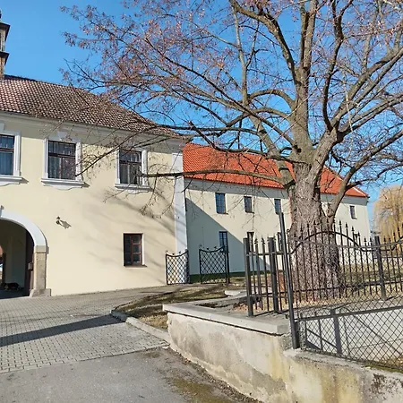 Zamek Drahonice