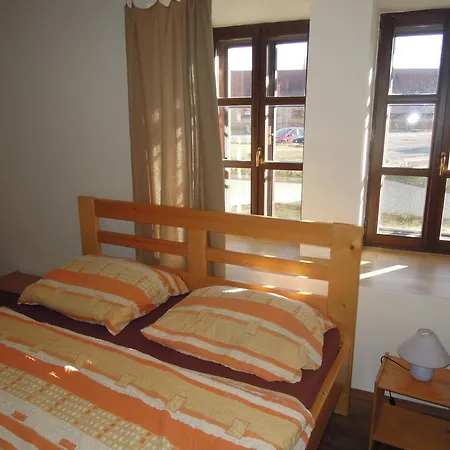 Zamek Drahonice Θέρετρο *